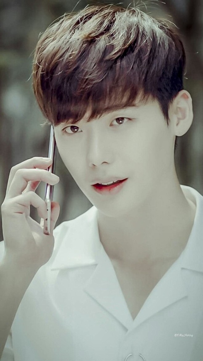#W两个世界##李钟硕# 手机壁纸（CR...