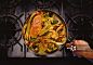 Cioppino on stove_创意图片