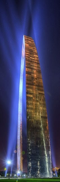 美国圣路易斯大拱门，美国最高的人造纪念碑...