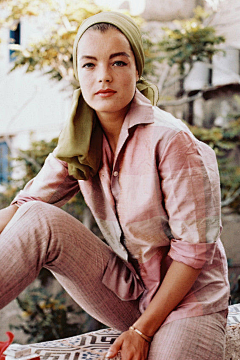 暖阁香箬采集到罗密·施奈德 Romy Schneider