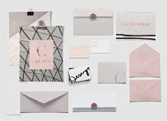 女性生活化妆配件装饰美容护肤用品包装设计VI贴图素材PSD样机_样机_长沙乐享云网络科技有限公司