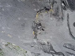 波兰南部退化的景观。破坏土地。