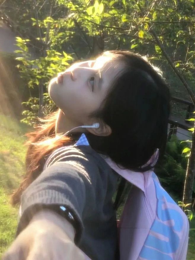 640 女头