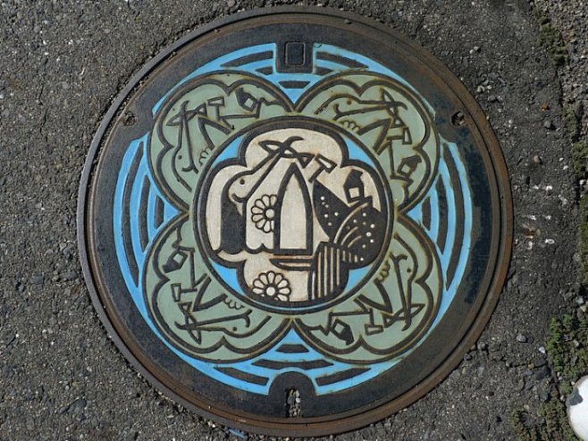 S. MORITA：日本街头发现的井盖艺...