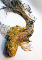 艺术家 Ellen Jewett 将动物、植物结合于雕塑艺术中，好美