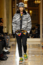 Versace Fall 2018 Menswear Fashion Show : The complete Versace Fall 2018 Menswear fashion show now on Vogue Runway.