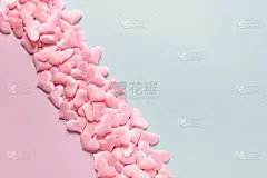 粉红色的浪漫的心横幅。情人节贺卡。爱的概念。