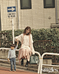 组图：甜美人妻具惠善漫步东京街头 演绎恬静文艺气息 : 韩国女艺人具惠善不久前飞往日本，在东京街头拍摄了一组时装杂志照。