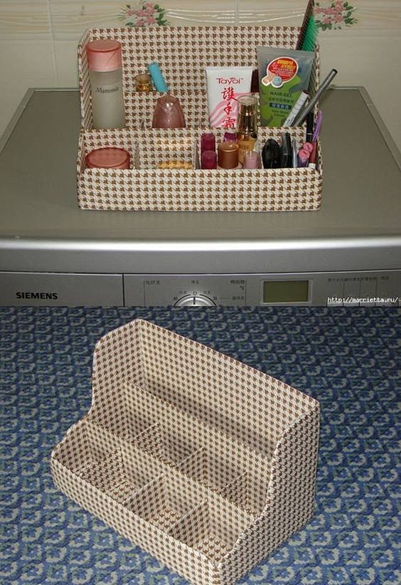 DIY Cardboard Shelve...