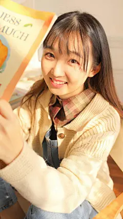 清纯美女文艺范居家写真图片手机壁纸
