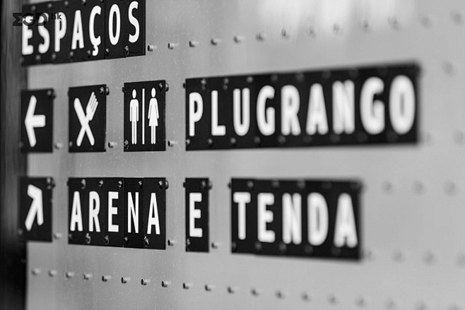 PlugMinas导视系统设计 © Gr...