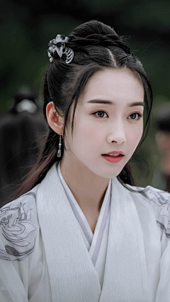 久了就旧了ai采集到人物