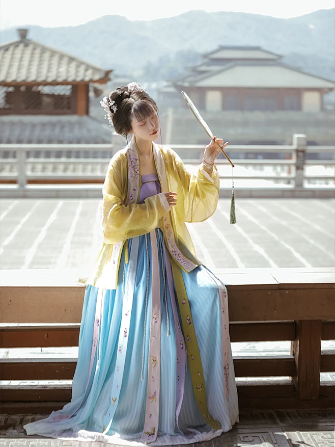 七月夕 如梦令 宋制汉服女夏季仙气中国风飞机袖短衫日常可穿宋抹-淘宝网-花瓣网