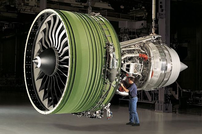 GE90 | aeronautica.o...