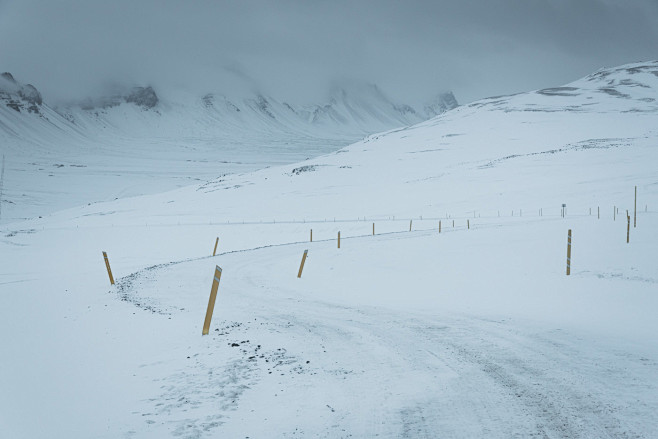 WINTER ROADS – Icela...