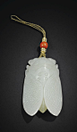 Pendentif en jade blanc Dynastie Qing, XVIII<sup>E</sup> siècle | Lot | Sotheby's
