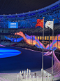 9月23日晚，第十九届亚洲运动会开幕式在浙江省杭州市隆重举行。现场升亚奥理事会会旗，奏亚奥理事会会歌。人民网记者 胡雪蓉摄