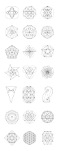 【200多种几何图形的组合形式】简单的三角形、圆形、矩形等几何图形组合可以转变出多少种奇妙的变换，同时这些图形还可以充分的运用到Logo、背景等设计元素中。 ​​​​