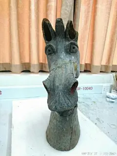 “一个身中剧毒的马头”走红 这是来自两千多年前的表情包