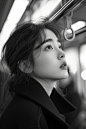 18832868828_Bulb_photography_chinese_women_in_subway_stations_b_f5ad9627-2acd-4fac-b0de-3cfb1ac2f11f