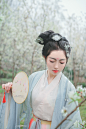 小小琼英舒嫩白，未饶深紫与轻红。-汉服频道-我爱古装网 - 古装爱好者的天堂