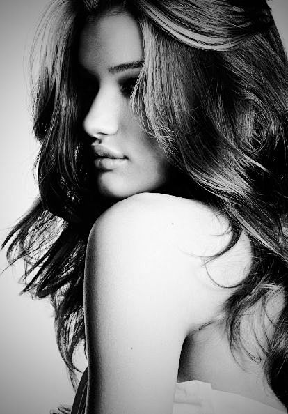 Rosie Huntington-Whi...