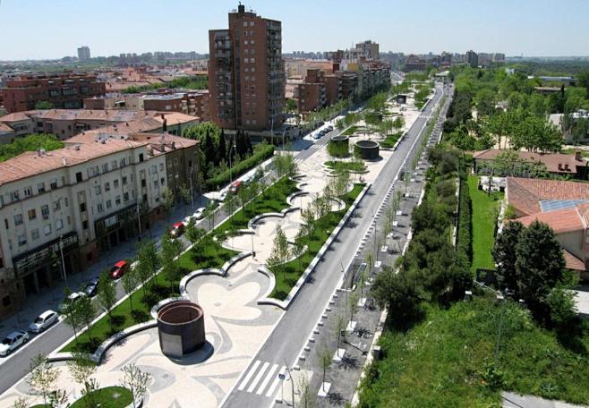 Madrid Rio花瓣主题道路广场景观...