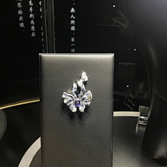 Bo、Bo、Yan采集到REN JIN珠宝