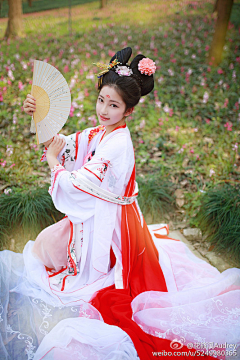 戴唯兮采集到古装美女