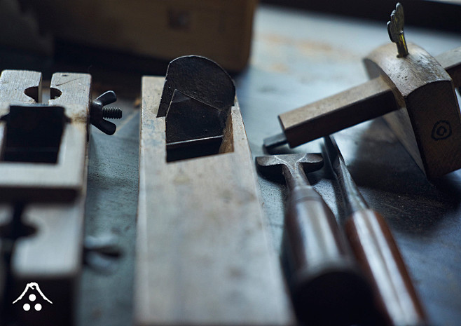 UMEGANE WOODWORKS lo...