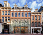 MVRDV - Crystal Houses : The entirely transparent façade of a high-end flagship store on Amsterdam’s upmarket shopping street, PC Hooftstraat, uses glass bricks, ...