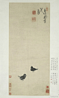 清代，八大山人《双雏图》，八大花鸟画最突出特点是“少”，一是描绘的对象少；二是塑造对象时用笔少。在八大那里，每每一条鱼，一只鸟，一只雏鸡，一棵树，一朵花，一个果，甚至一笔不画，只盖一方印章，便都可以构成一幅完整的画面，可以说少到不可再少了的程度。可谓前无古人，后难继者。 ​​​​...展开全文c