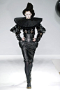 Gareth Pugh Fall 2006 Ready-to-Wear Collection Slideshow on Style.com