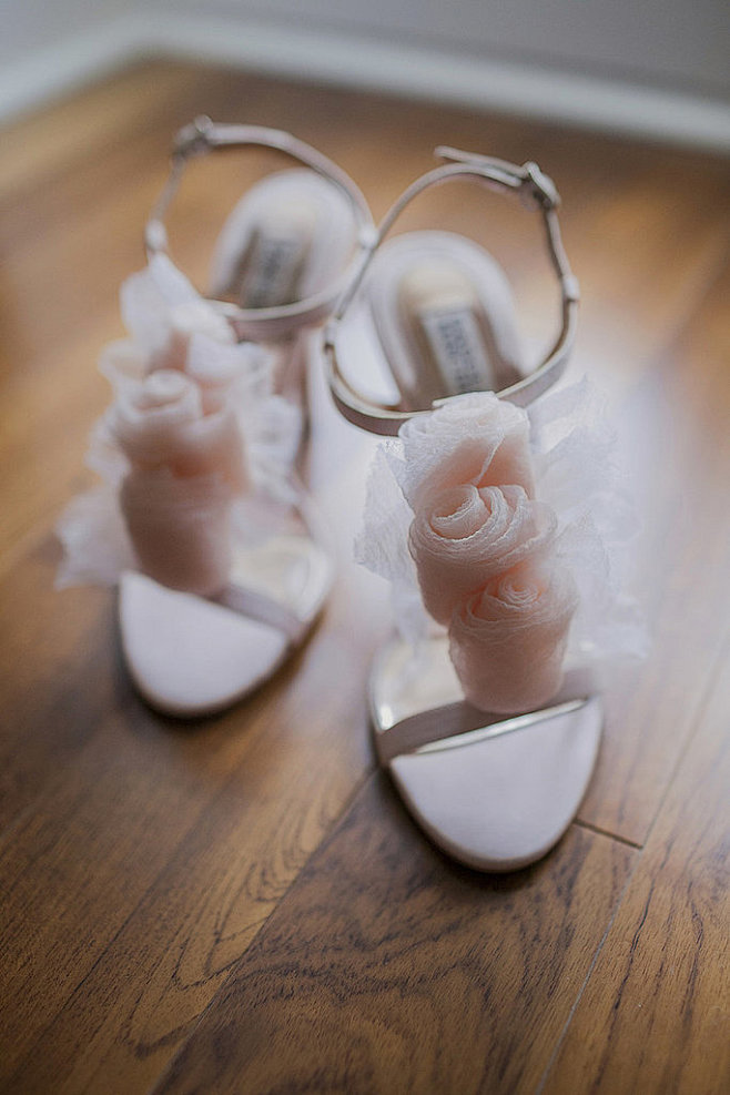 Wedding shoes | Aman...