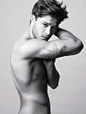 Francisco-Lachowski-by-Dimitris-Theocharis_fy3