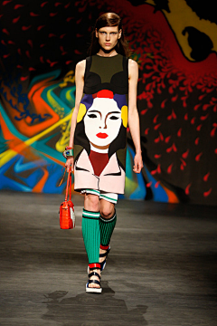 lneekaa采集到PRADA 2014ss