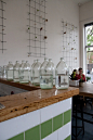 A Coin Laundry Turned Cafe in Melbourne