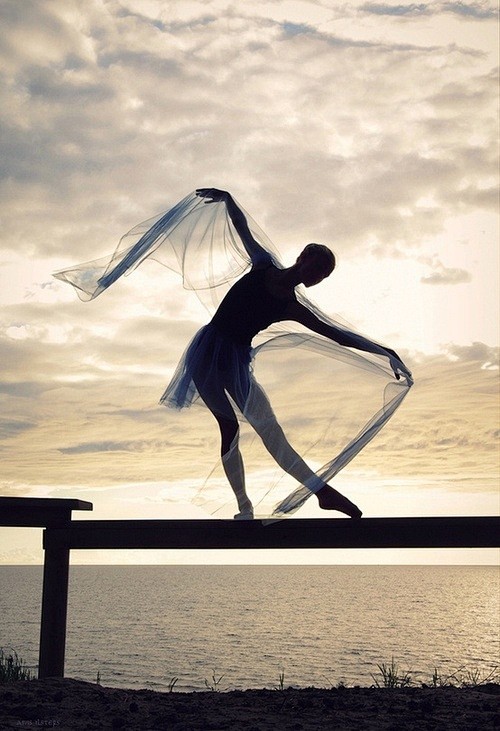 Dance in silhouette ...