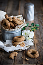 Biscotti al latte di mandorla e olio d'oliva