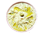 很多阿拉伯人用皮塔饼蘸著鹰嘴豆泥吃就是一顿最常见的饭餐磨成豆蓉，浇上芝麻酱，淋上橄榄油，再配上特制的东方香料混合而成。豆泥的味道酸中带咸、醇和甘香