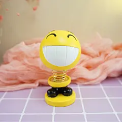 厂家直销个性创意搞笑可爱摇头表情包公仔车载饰品车摆件一件代发