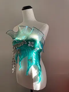 其中包括图片：Handmade Halloween Decorations With Your Favorite Characters (16 Pics)