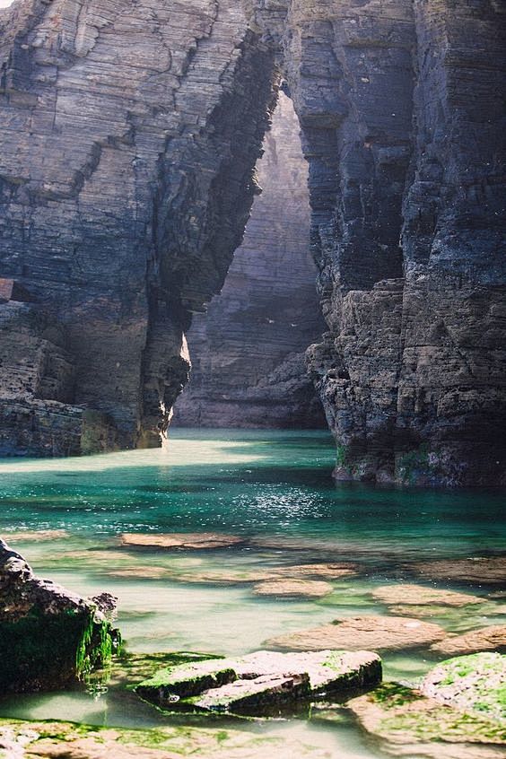 Cathedrals beach, Ga...