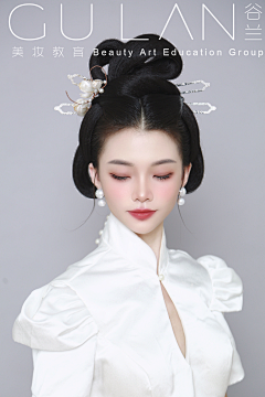 子易先生采集到真人头像(女)