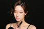 STYLENANDA : 탄탄해보이는 매력적인 윤곽표현 컨투어 스틱 하나면 손쉽게 성공 할 수 있어요! 메이크업 초보에서 메이크업 고수로 거듭나는 듀오 컨투어 스틱  #골드 브론즈, 하이라이트 빔 컬러