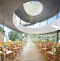 浪漫的“丝带”婚礼教堂，位于于日本广岛的一个豪华度假中心，缠绕在一起的两个螺旋楼梯组成一个史无前例，象征着婚姻关系的纽带… | By NAP Architects #设计图舍-建筑##设计图舍-创意#
