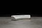 Studio SORS 出品的 Demi-Lune，21 世纪弧形设计双元素低沙发。