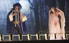 美剧《低俗怪谈》桌面壁纸 2560x1600