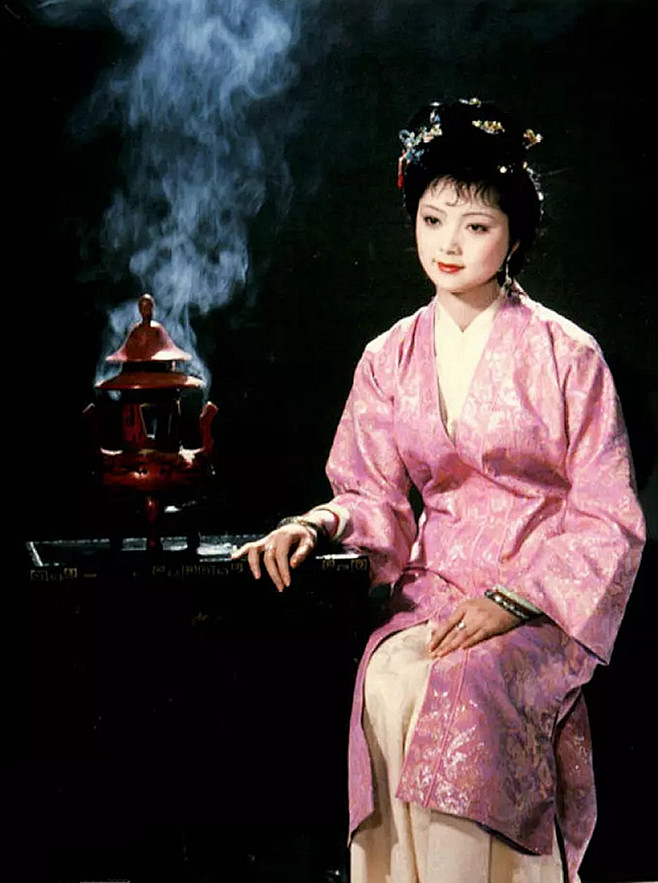 87版红楼梦张莉饰薛宝钗