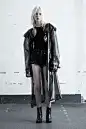Unravel Resort 2018 Fashion Show : See the complete Unravel Resort 2018 collection.